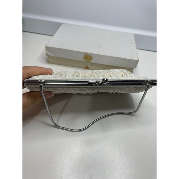 Vintage Ivory white All Beaded Top Handle Bag With Mother Of Pearl Detailing - Picture 11 of 16